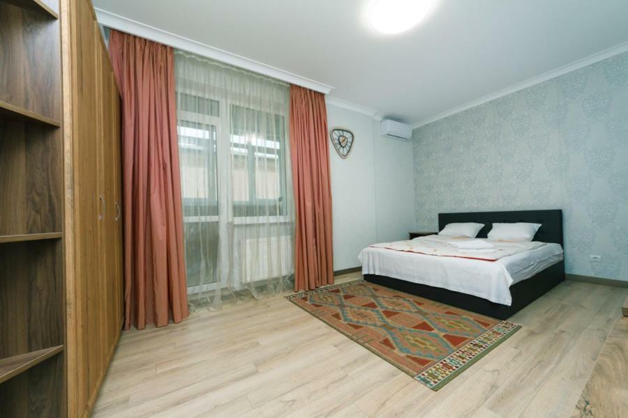 Apartmant In Kpi З Двома Спальнями Kiev Exterior foto